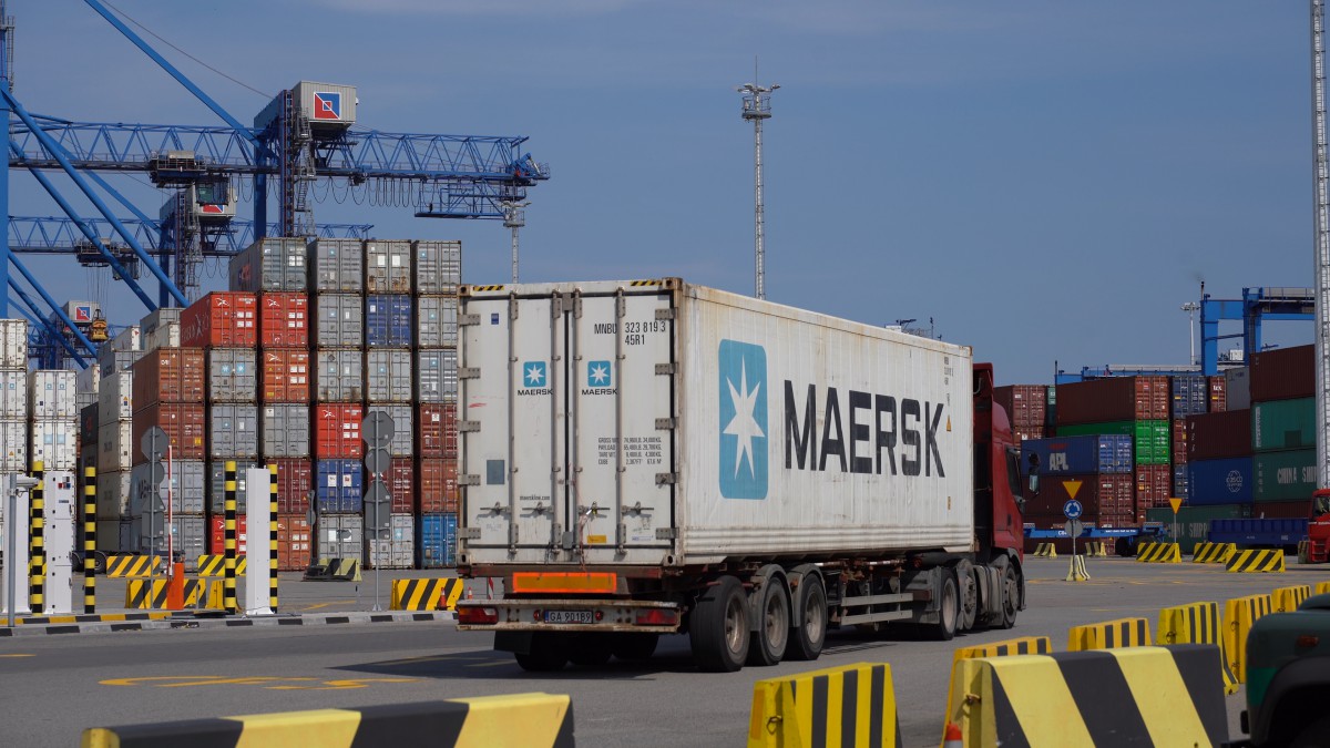 Maersk has launched a new AE19 ship-train-ship service from the Far East to Gdansk (photo, video) - MarinePoland.com Maersk has launched a new AE19 ship-train-ship service from the Far East to Gdansk (photo, video) - MarinePoland.com