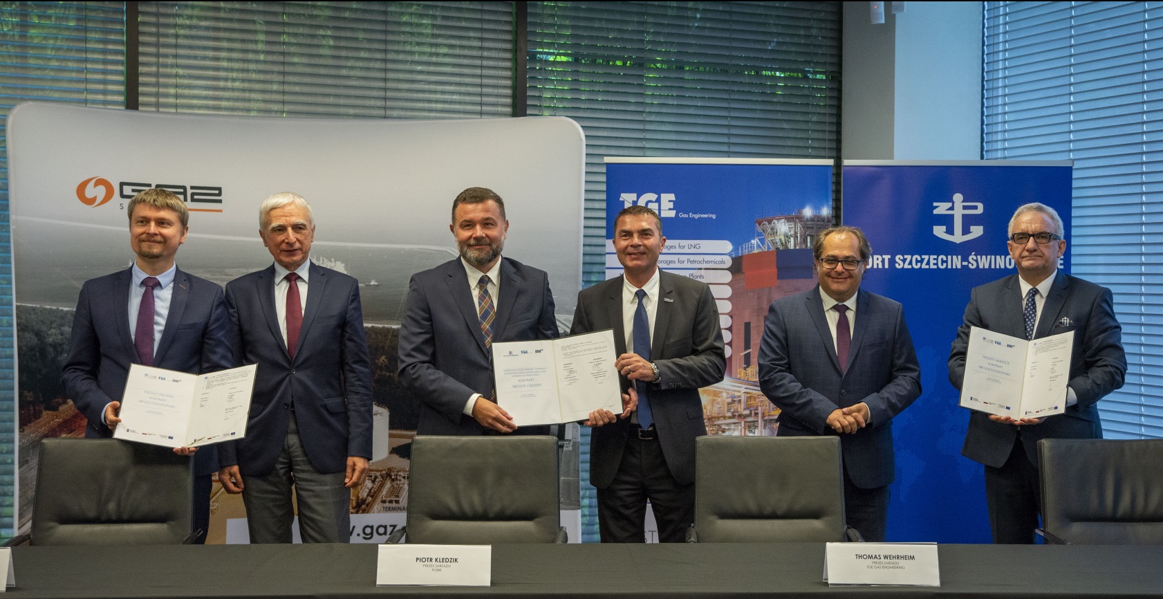Szczecin and Świnoujście Seaports: The Contractor for the extension of the LNG Terminal selected - MarinePoland.com Szczecin and Świnoujście Seaports: The Contractor for the extension of the LNG Terminal selected - MarinePoland.com
