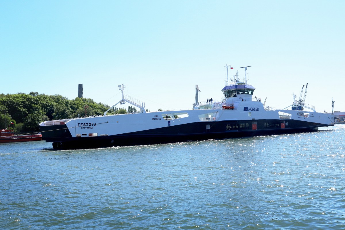 Remontowa Shipbuilding delivers Festøya – first electric ferry to Norled [video] - MarinePoland.com