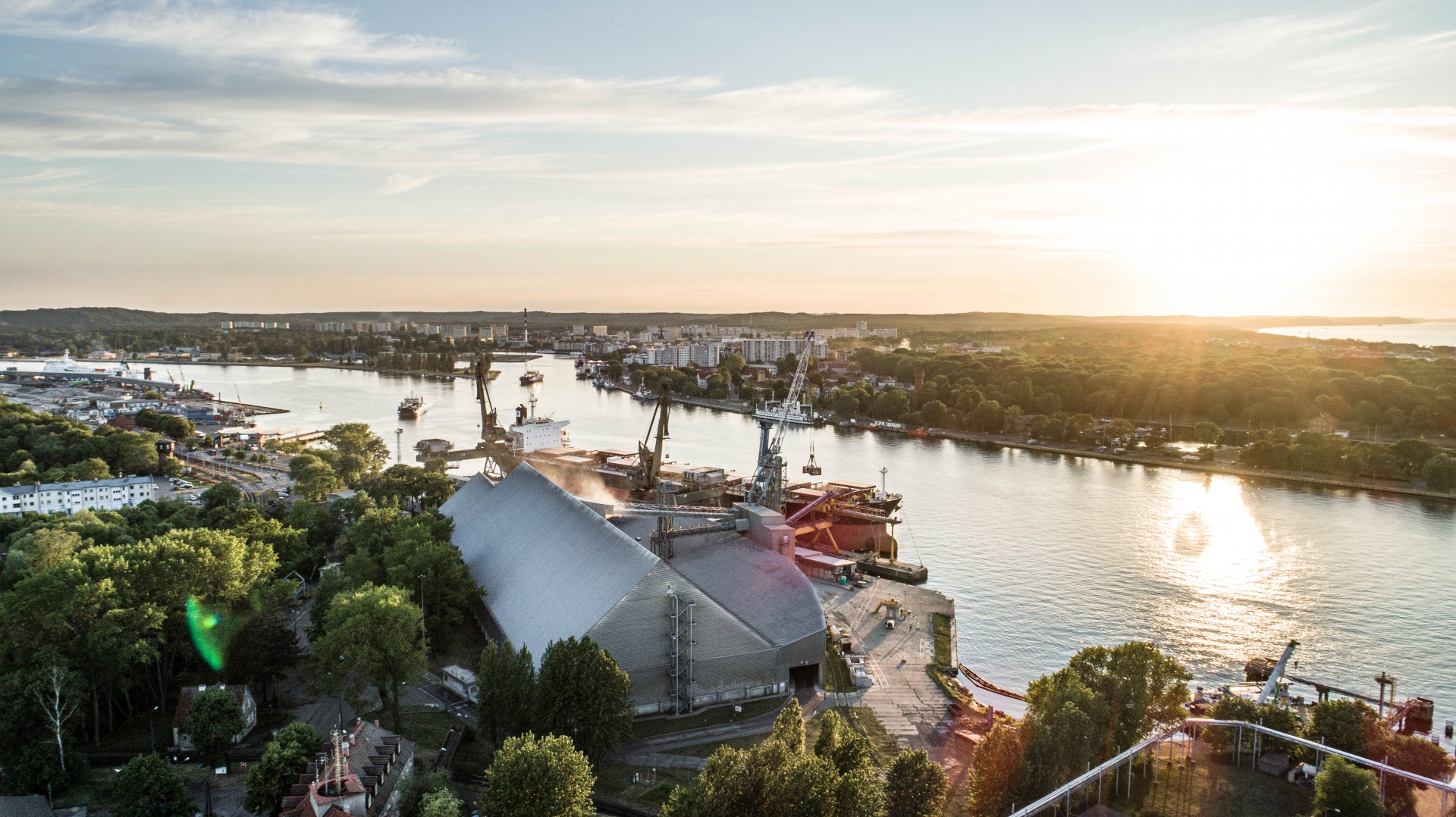 BUNGE's agricultural terminal in Świnoujście [photo, video] - MarinePoland.com