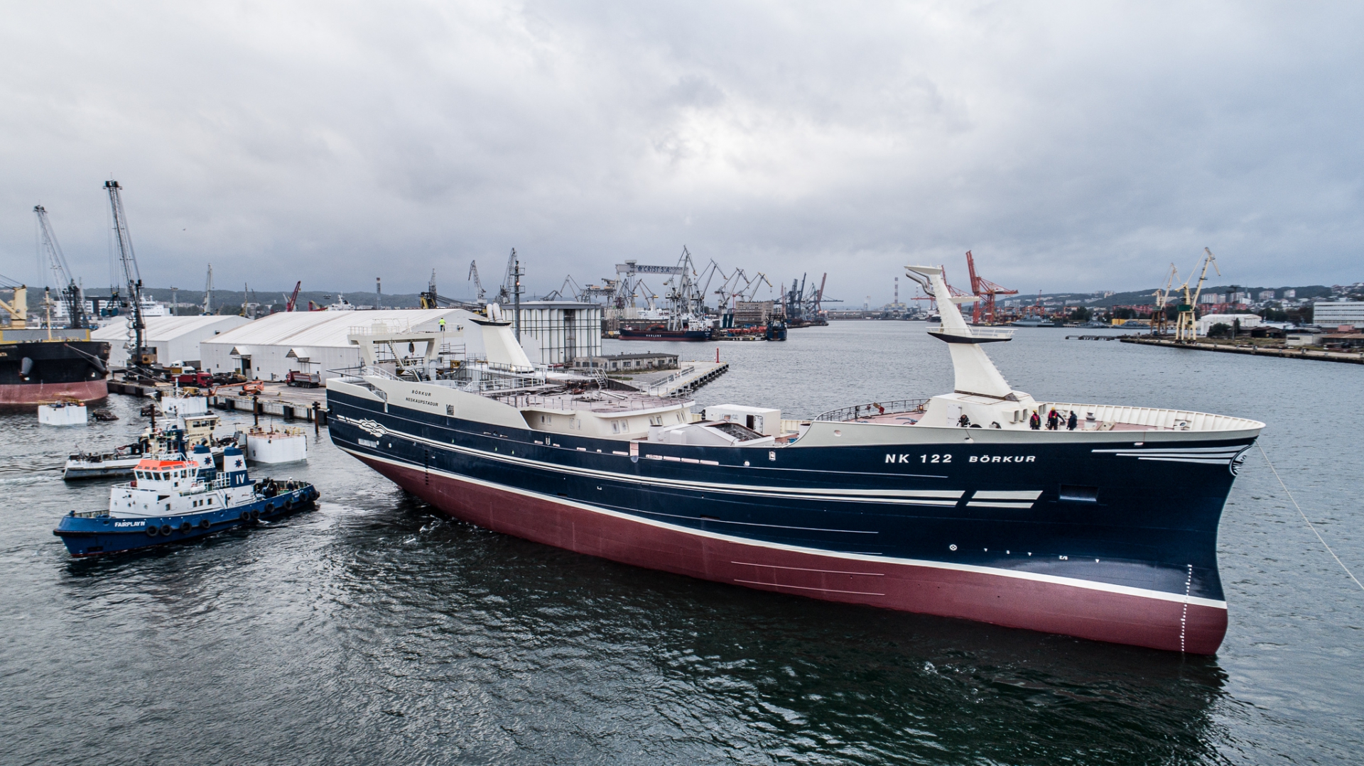 A fishing vessel for Icelanders has been launched at Karstensen Shipyard Poland in Gdynia [photo, video] - MarinePoland.com