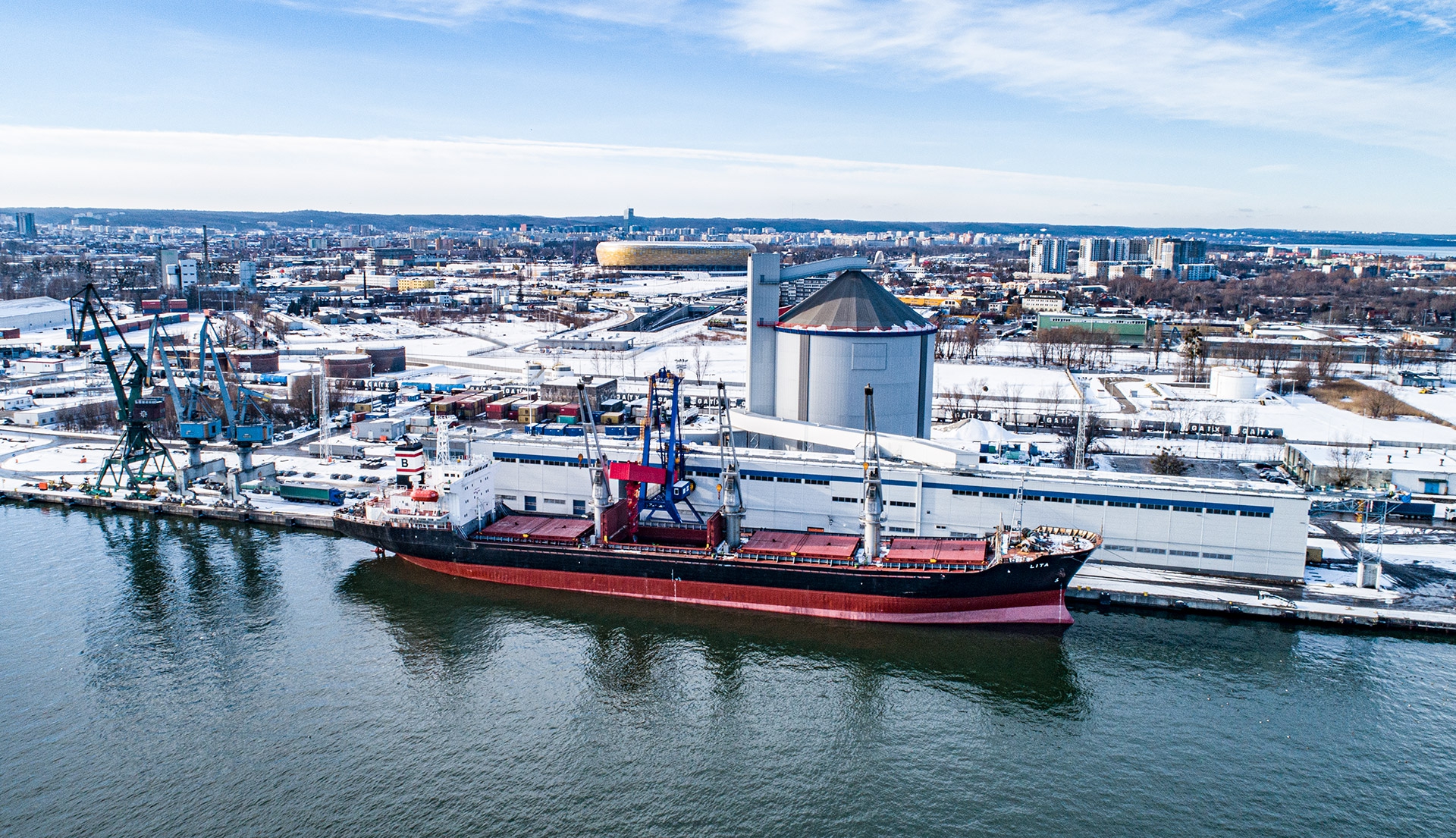 Pioneering loading of 15,000 tons of sugar at the new Sugar Terminal at the Port of Gdansk - MarinePoland.com Pioneering loading of 15,000 tons of sugar at the new Sugar Terminal at the Port of Gdansk - MarinePoland.com