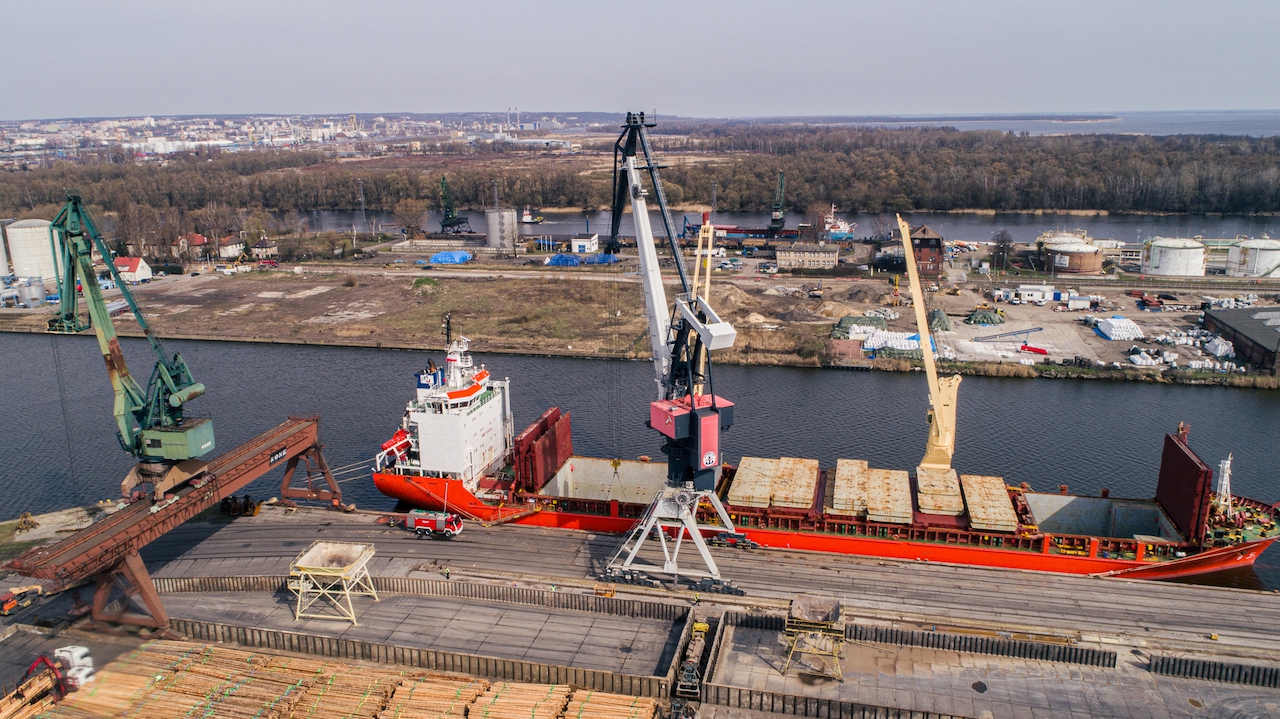 Bulk Cargo Port Szczecin - increase in transshipments in I quarter and good prospects for future [video] - MarinePoland.com