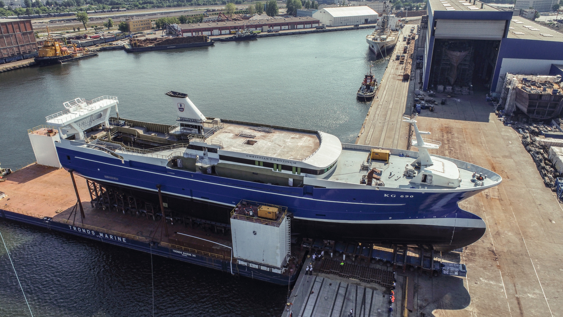 A large fishing vessel for a Faroish shipowner was launched at Karstensen Shipyard Gdynia [VIDEO, PHOTOS] - MarinePoland.com