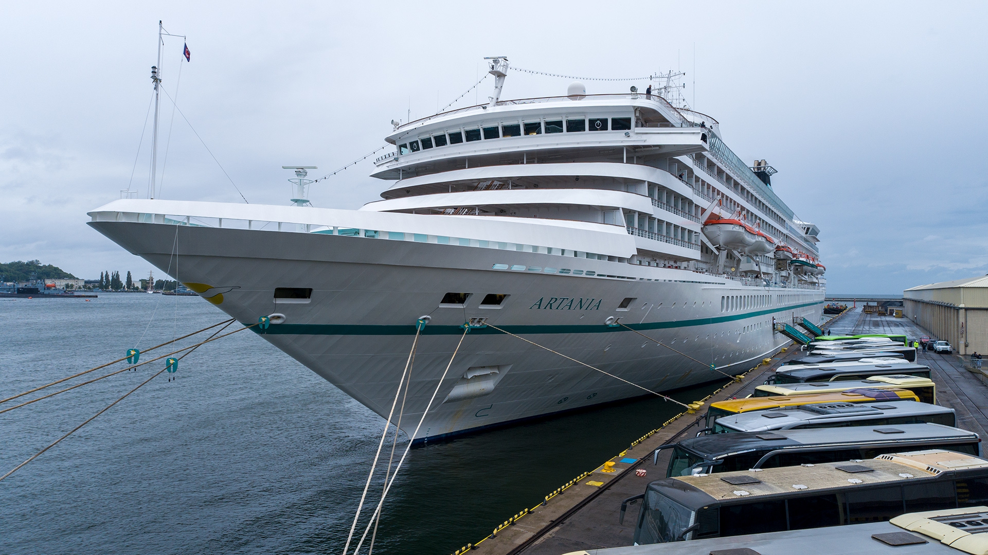 Cruiser Artania called at the Port of Gdynia [PHOTO, VIDEO] - MarinePoland.com