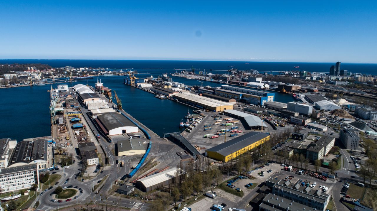 The Port of Gdynia has announced a tender for geological works for the construction of an offshore wind farm installation terminal - MarinePoland.com The Port of Gdynia has announced a tender for geological works for the construction of an offshore wind farm installation terminal - MarinePoland.com
