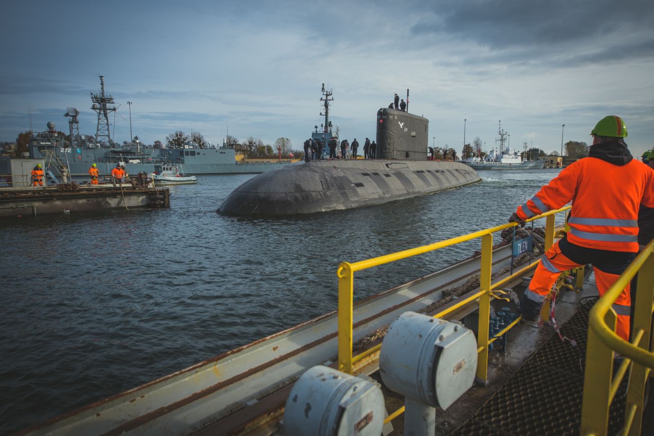 ORP Orzeł at PGZ Stocznia Wojenna [PHOTOS] - MarinePoland.com