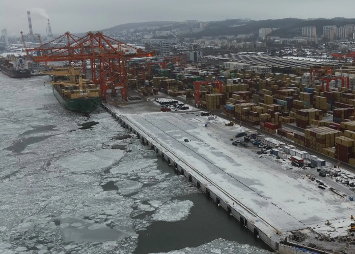 Helskie Quay at the Port of Gdynia Commissioned for Operational Use - MarinePoland.com