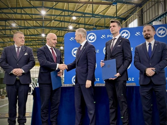 CAMM-ER Missile Works To Be Established In Poland. The System Will Arm "Miecznik" Frigates - MarinePoland.com