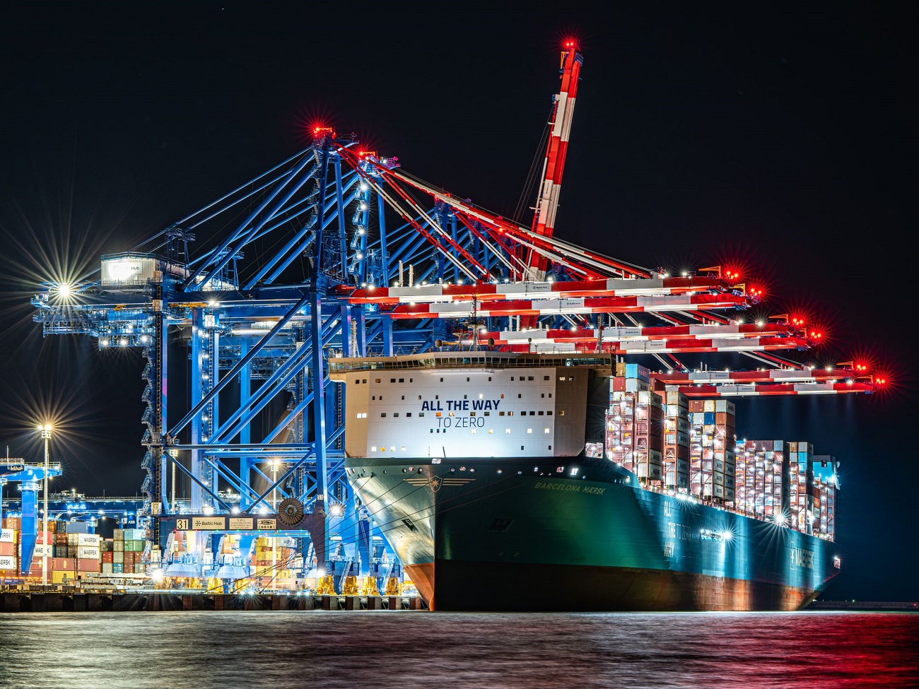 Port of Gdańsk Remains a Key Hub for Maersk. Methanol Powered Deep-See Container Ship Calls at Baltic Hub - MarinePoland.com