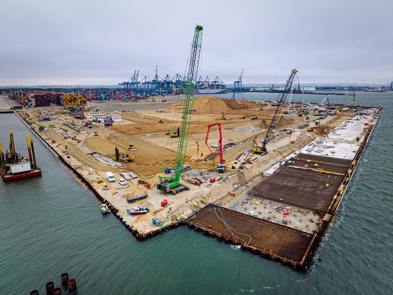 Offshore Wind Reshapes Polish Ports: Infrastructure Boom Under Discussion at Kongres Polskie Porty - MarinePoland.com