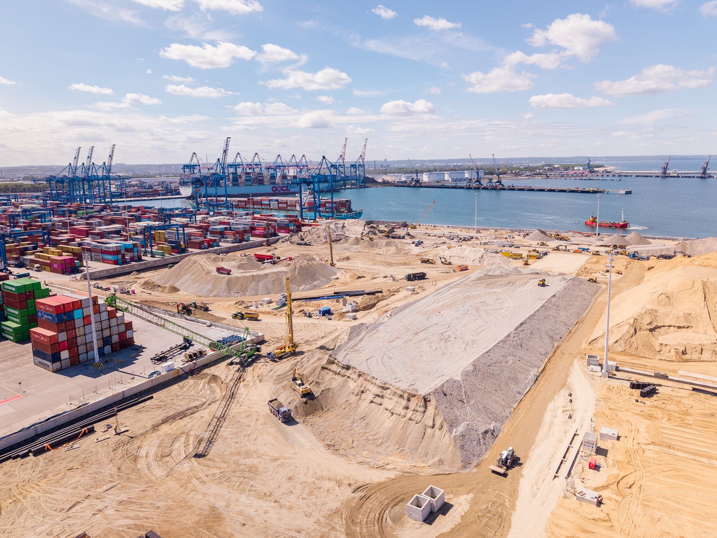 Construction Industry Calls for Long-Term Investment Strategy at Polish Ports 2030+ Congress - MarinePoland.com
