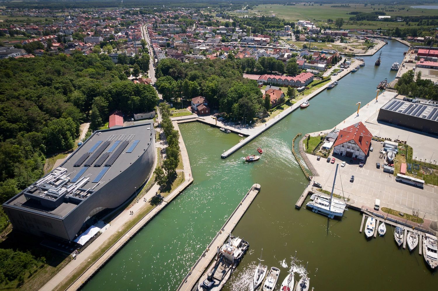 Modernisation of the Port of Łeba Continues. Renovation of the Maltańska Quay Completed - MarinePoland.com