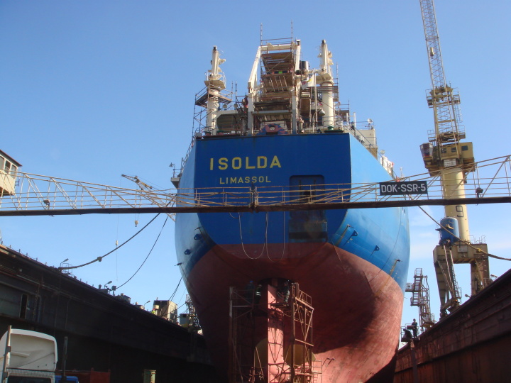 Docking of M/S Isolda - MarinePoland.com Docking of M/S Isolda - MarinePoland.com