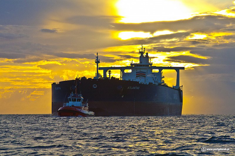 The largest oil tanker in history at the Port of Gdansk - MarinePoland.com