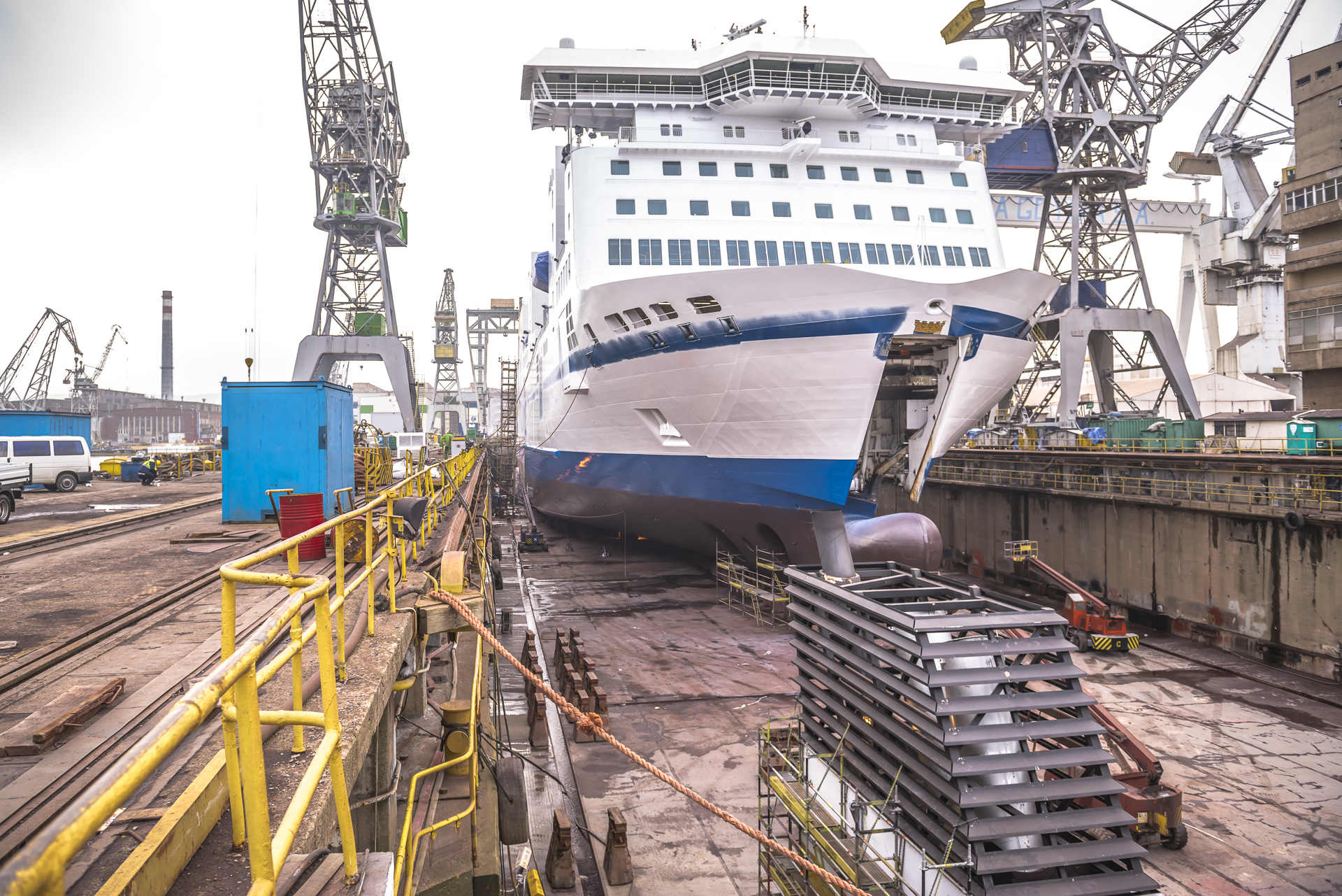 TT-LINE ropax vessel scrubber installation scheduled - MarinePoland.com