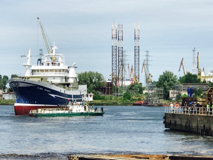 Fishing trawler launched in Nauta Shipyard - MarinePoland.com