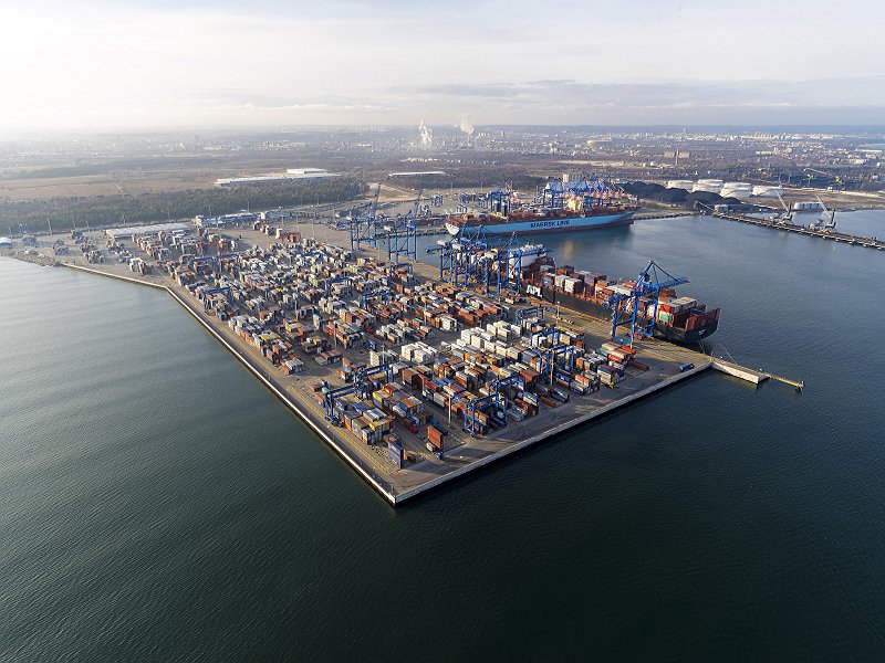 The Port of Gdansk among the best 100 container ports in the world - MarinePoland.com
