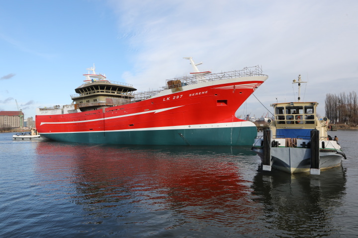 New trawler launched in Nauta Shipyard (video) - MarinePoland.com