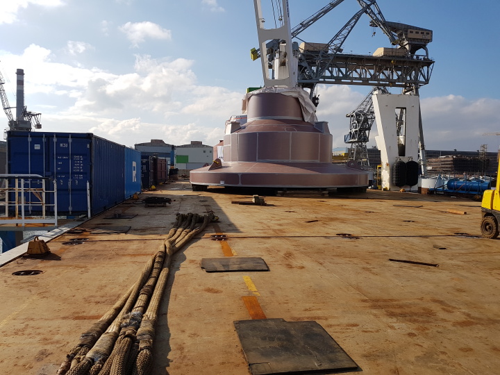 EPG delivered giant spud cans - MarinePoland.com