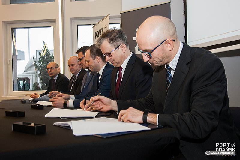 The Port of Gdansk has signed agreements involving EU subsidies - MarinePoland.com