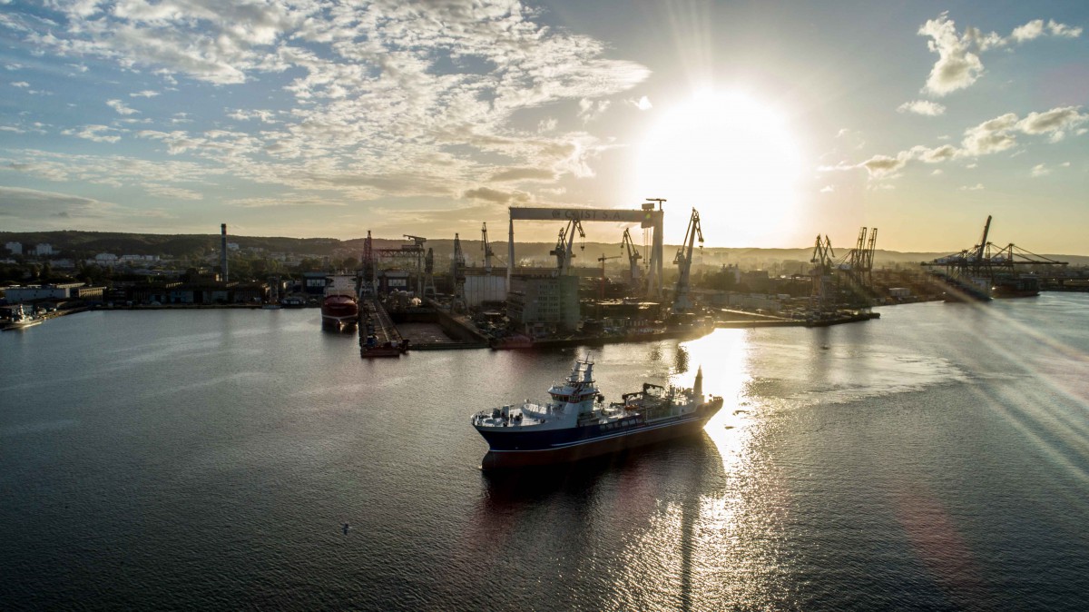 The CRIST shipyard delivered a modern vessel for transporting fish (photo, video) - MarinePoland.com