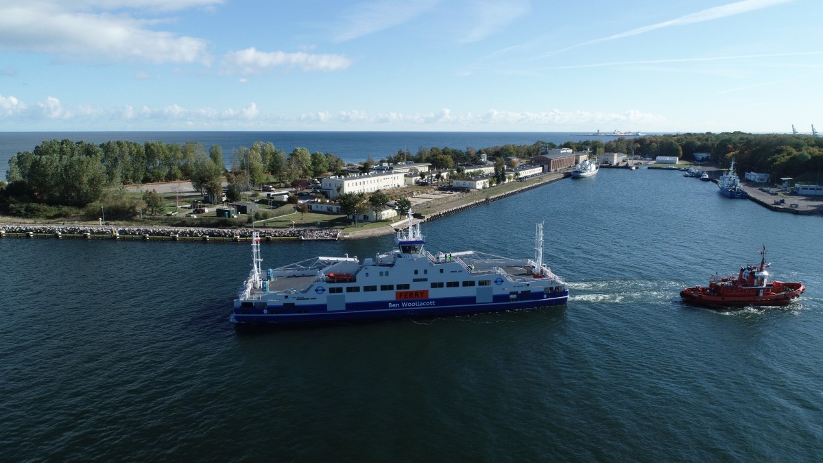 An eco-friendly ferry for British owner on sea trials (photo, video) - MarinePoland.com