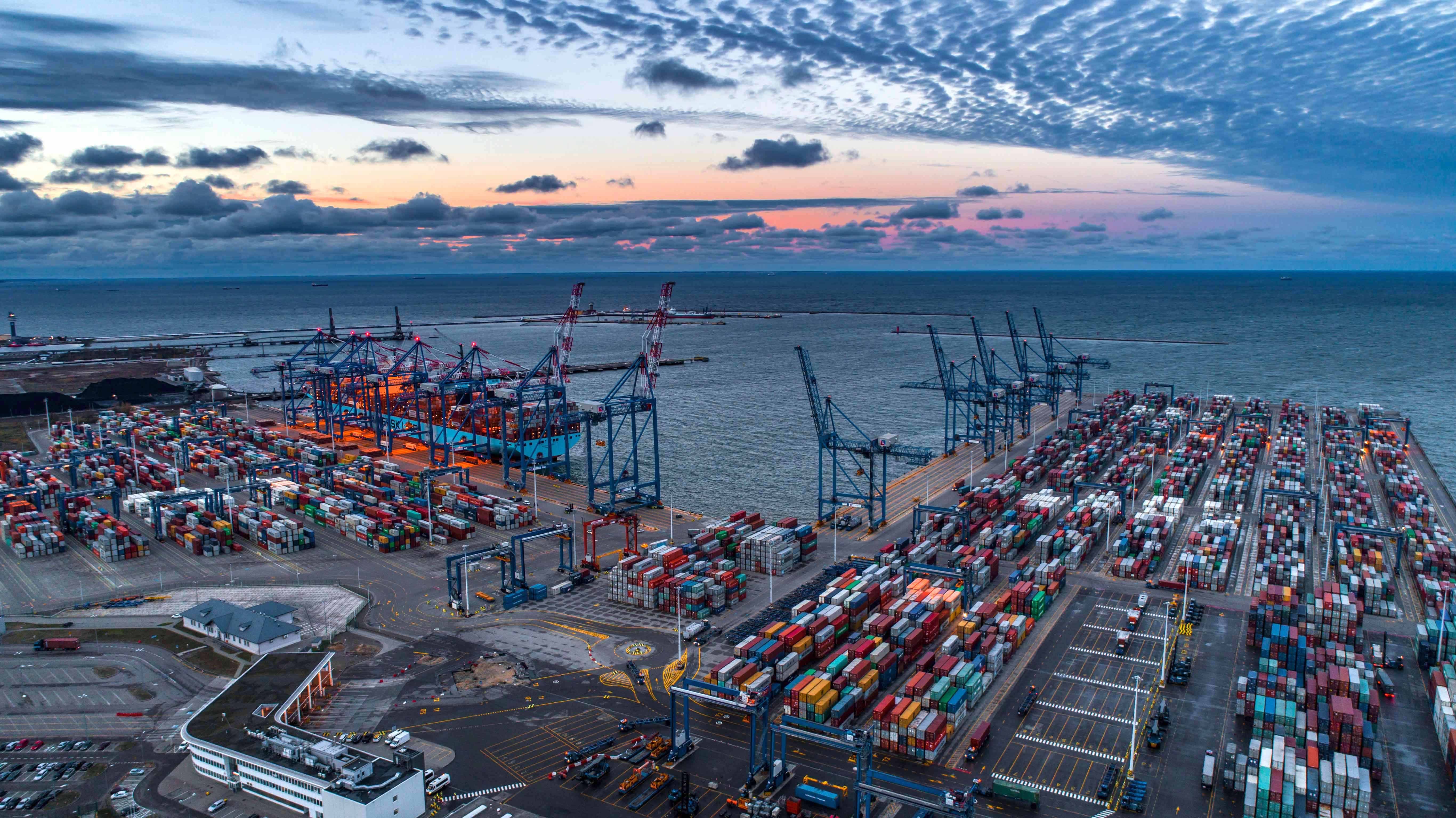 The Port of Gdansk among the world’s top container ports - MarinePoland.com The Port of Gdansk among the world’s top container ports - MarinePoland.com