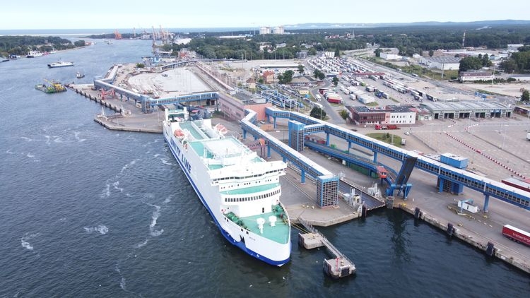 Świnoujście - modernization works at the ferry terminal are underway - MarinePoland.com Świnoujście - modernization works at the ferry terminal are underway - MarinePoland.com