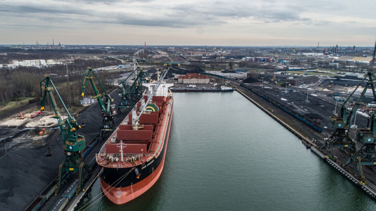 Gdansk Port is testing PCS  - MarinePoland.com