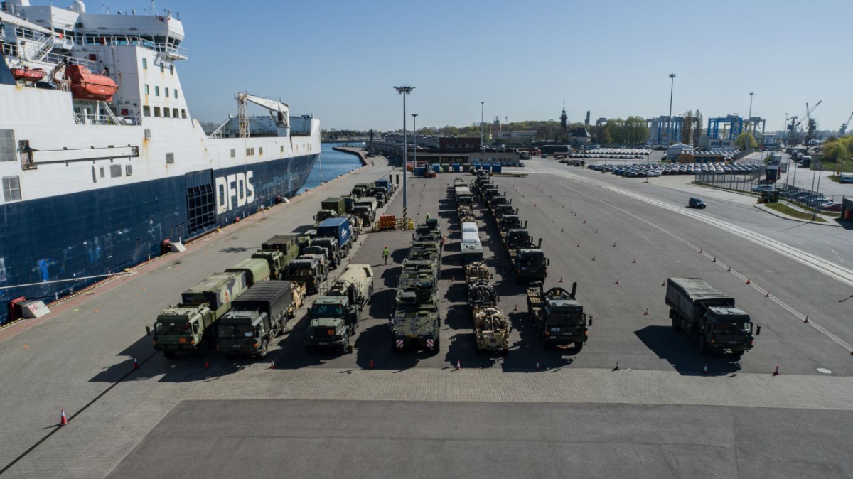 [VIDEO] NATO troops in the Port of Gdansk - MarinePoland.com