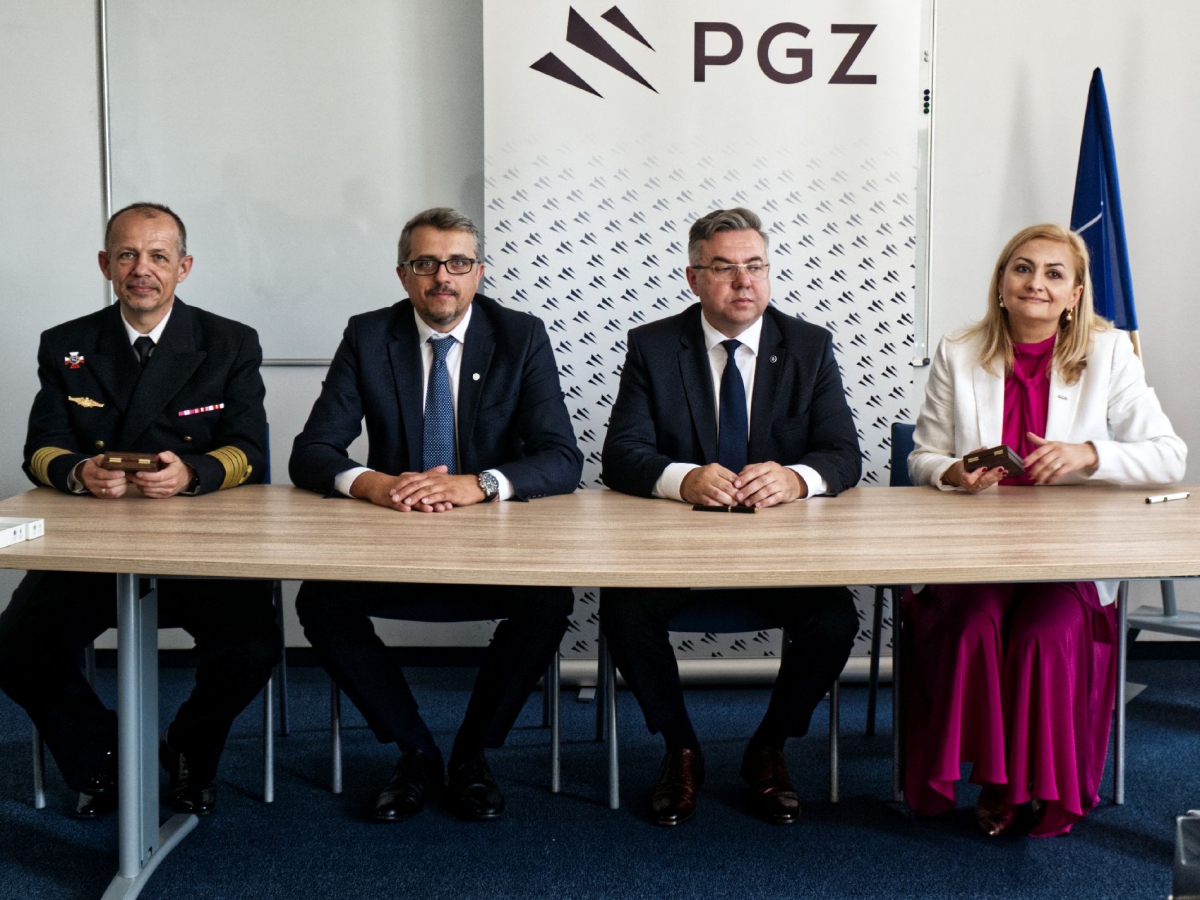 PGZ Naval Shipyard will carry out main and docking repairs of three minesweepers of the Polish Navy  - MarinePoland.com