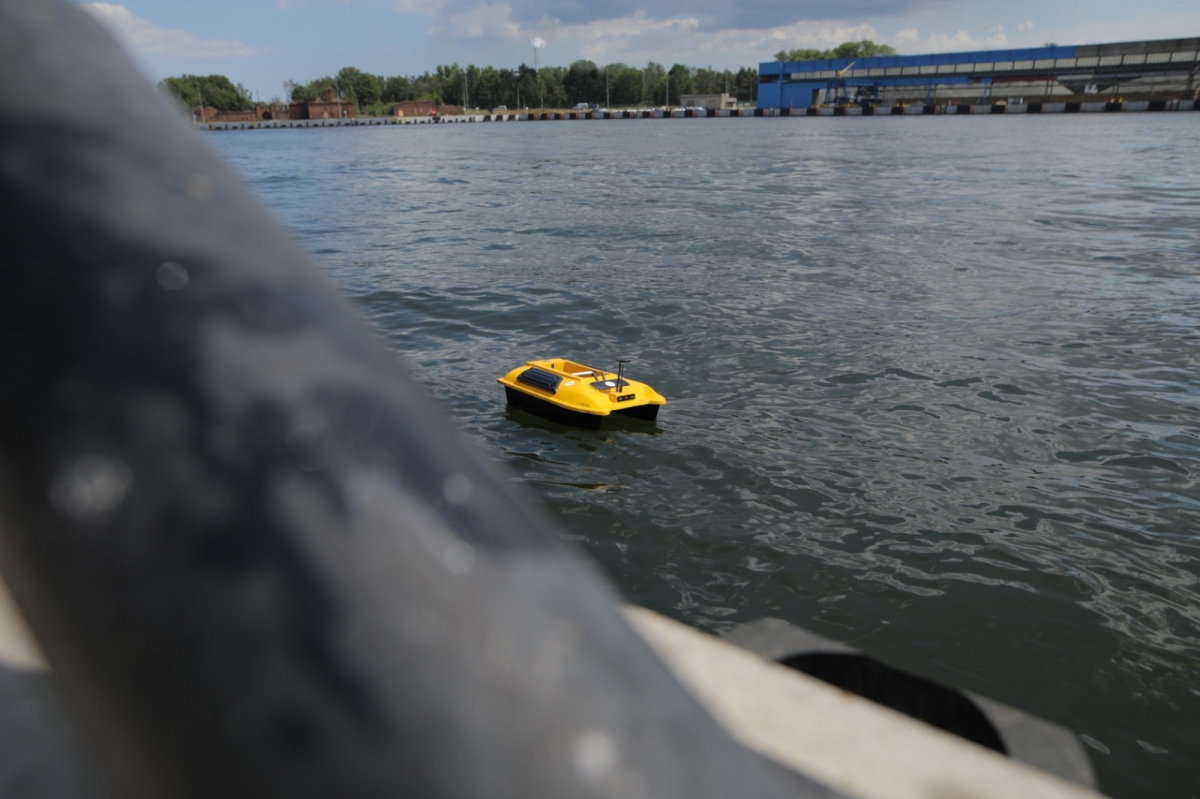Port of Gdańsk. Drones that will take care of the water quality have passed the tests - MarinePoland.com Port of Gdańsk. Drones that will take care of the water quality have passed the tests - MarinePoland.com