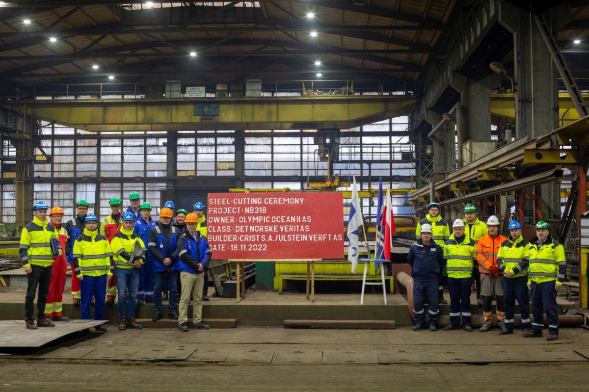 Crist Shipyard. NB318 sheet cutting ceremony [PHOTOS] - MarinePoland.com