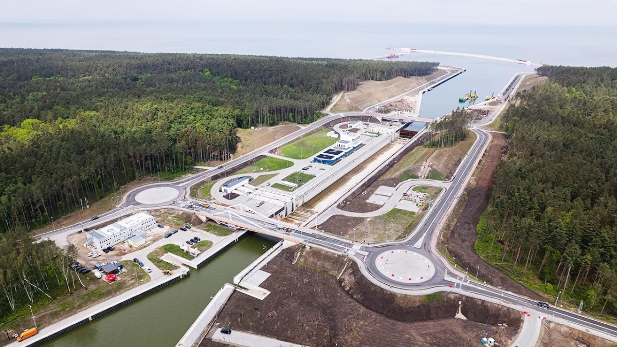 467 vessels crossed the Shipping Canal on the Vistula Spit - MarinePoland.com