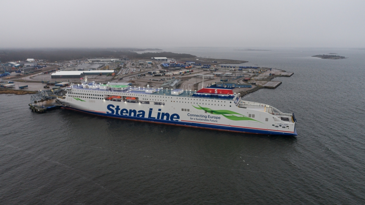 Stena Ebba officially named - MarinePoland.com