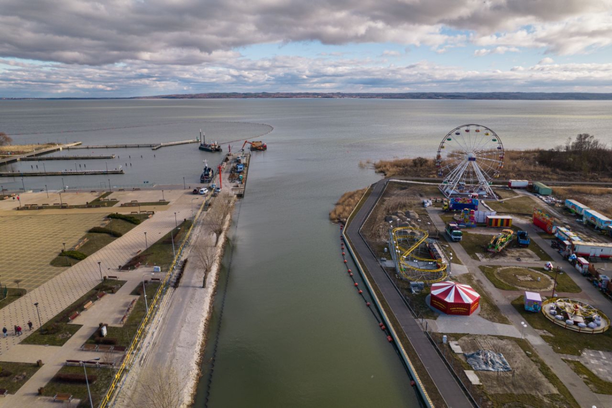 More coastal fleet, but when? We know the completion date for the expansion of the passenger pier in Krynica Morska  - MarinePoland.com