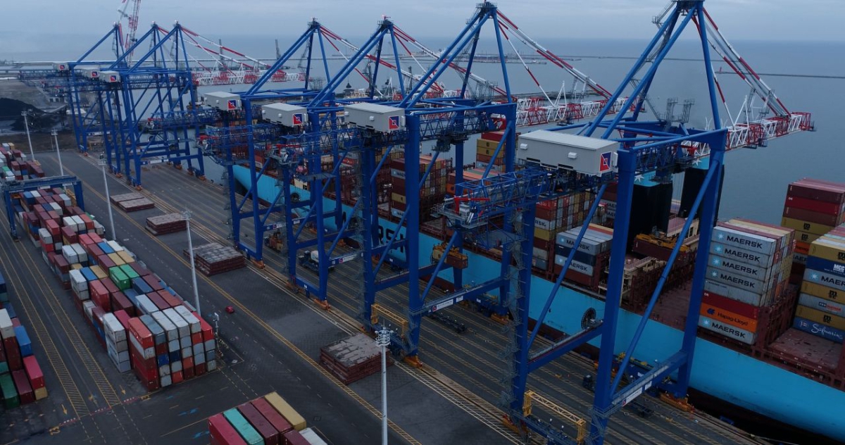 Over 2 million TEU reloaded at Baltic Hub in 2022 - MarinePoland.com