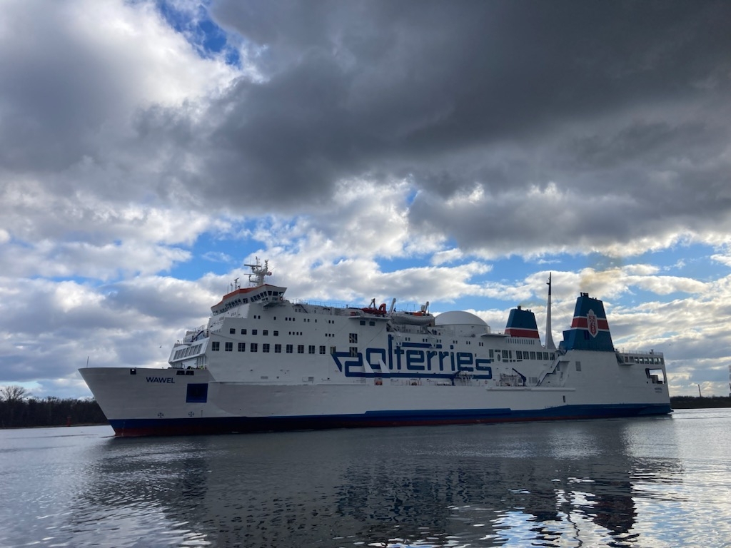 Polferries: renovation of the Wawel ferry completed [VIDEO] - MarinePoland.com