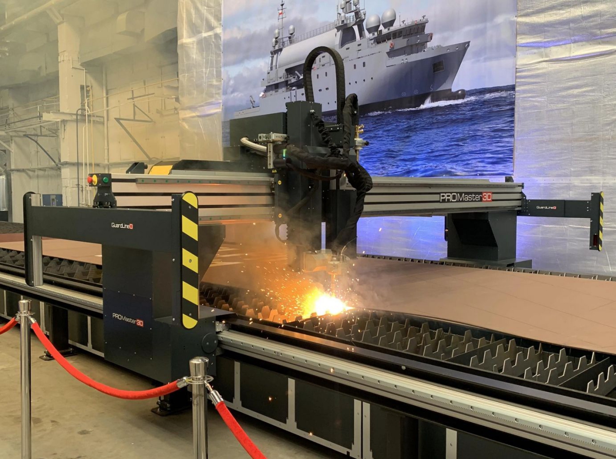 "Delfin" enters the next phase. Sheet metal cutting for a new ship for the Polish Navy begins - MarinePoland.com