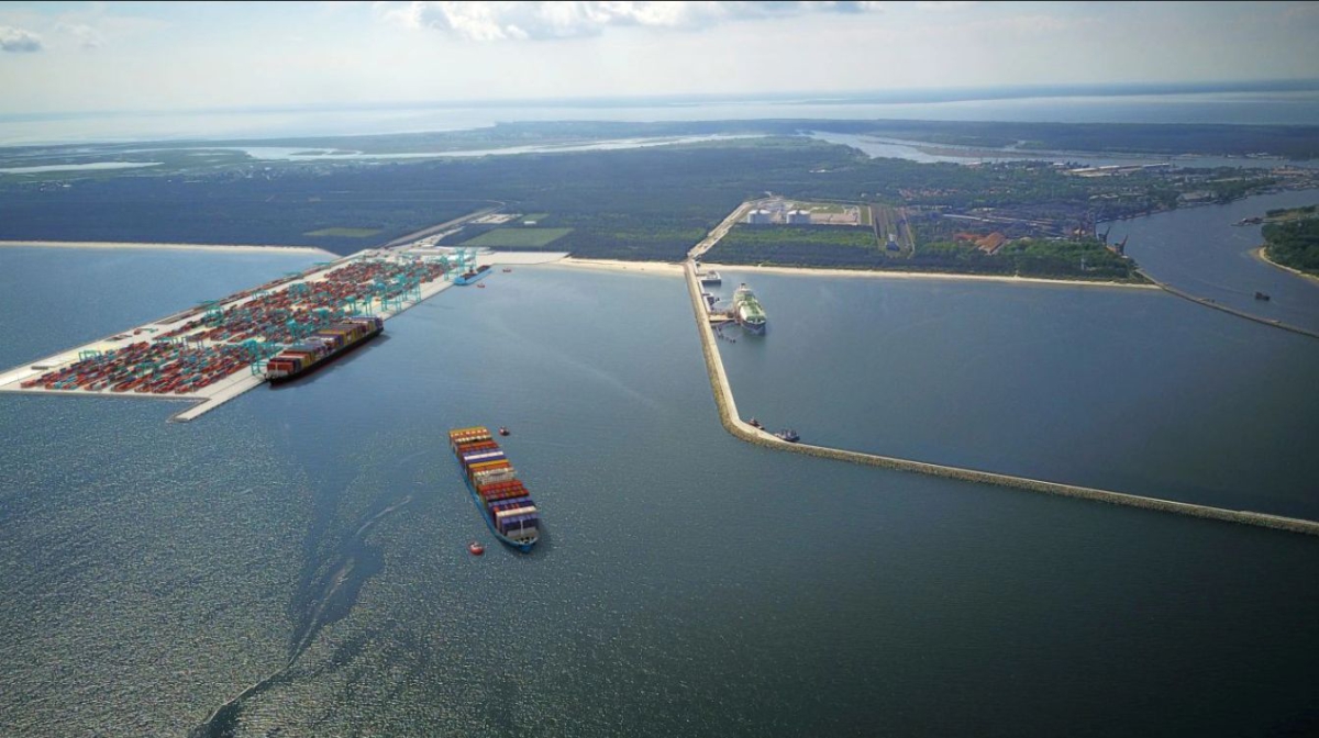 The Qataris join the race for the container terminal in Świnoujście - MarinePoland.com