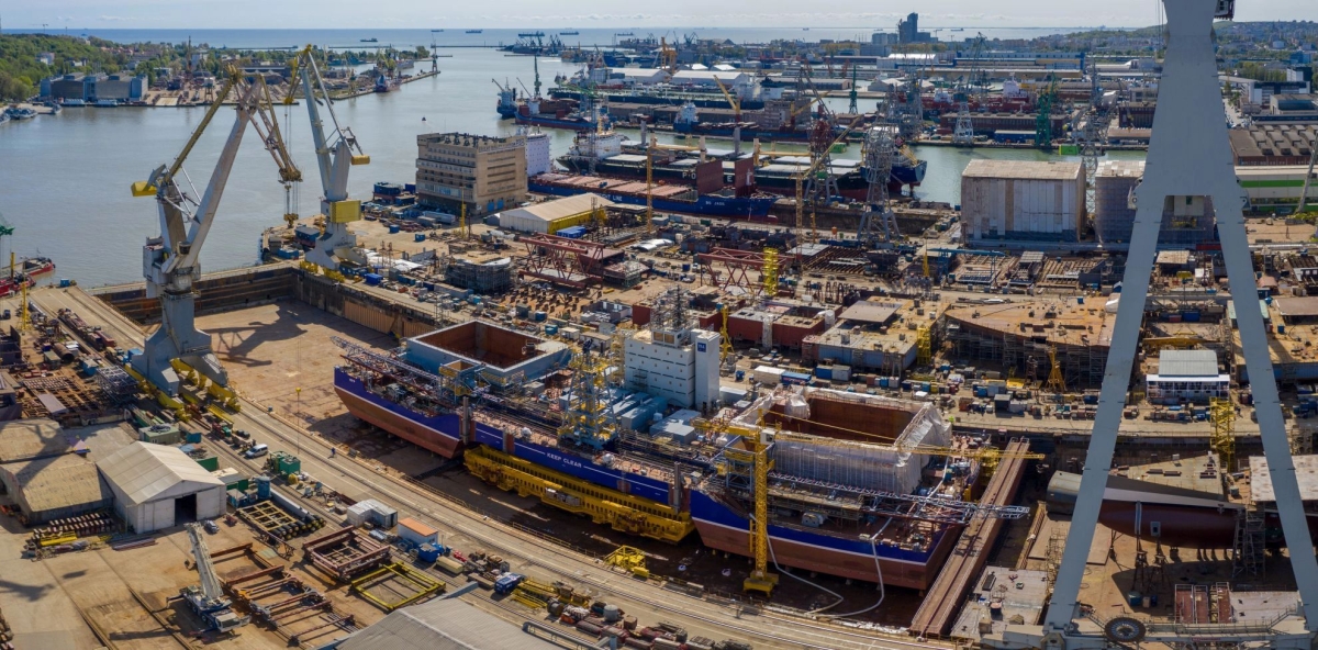 CRIST: construction of a specialized pontoon for tunnel construction is progressing - MarinePoland.com CRIST: construction of a specialized pontoon for tunnel construction is progressing - MarinePoland.com