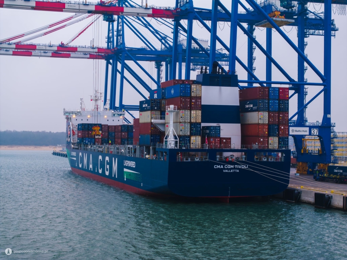 Test Cargo Handling Completed at Baltic Hub’s New T3 Quay - MarinePoland.com Test Cargo Handling Completed at Baltic Hub’s New T3 Quay - MarinePoland.com