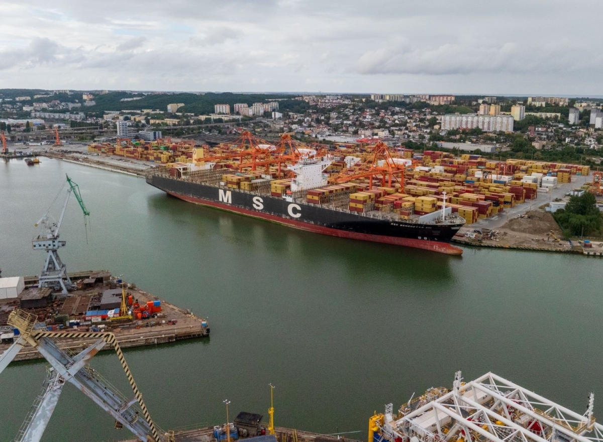 Port of Gdynia Transshipments in the First Half of 2025 - MarinePoland.com