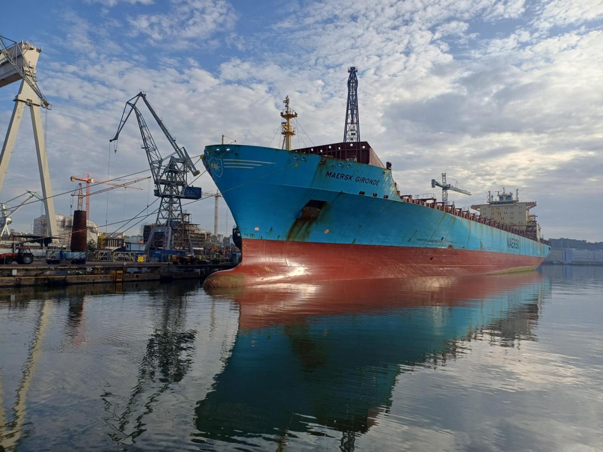 Nauta: Containership damaged in collision with car carrier to undergo repairs in Gdynia - MarinePoland.com