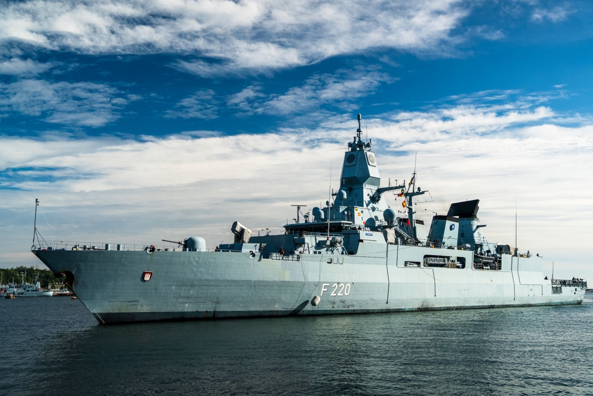 Allied Visit to the Port of Gdynia. American Destroyer and German Frigate Arrive - MarinePoland.com