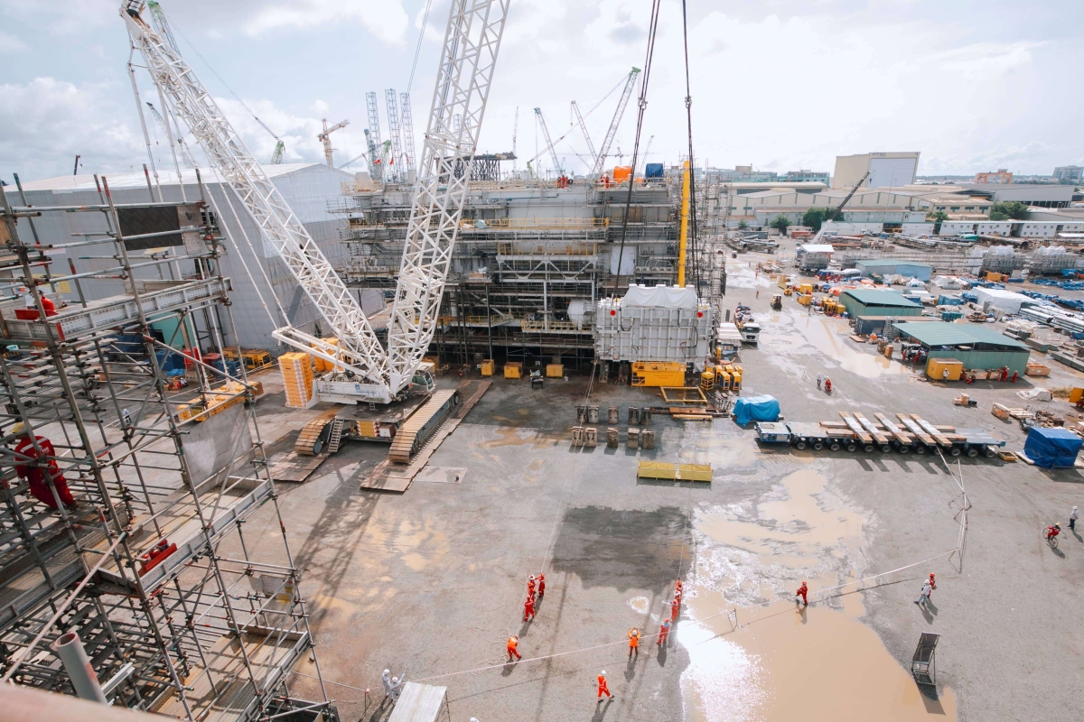 Offshore Stations for Baltica 2 Taking Shape – First Transformer Installed - MarinePoland.com