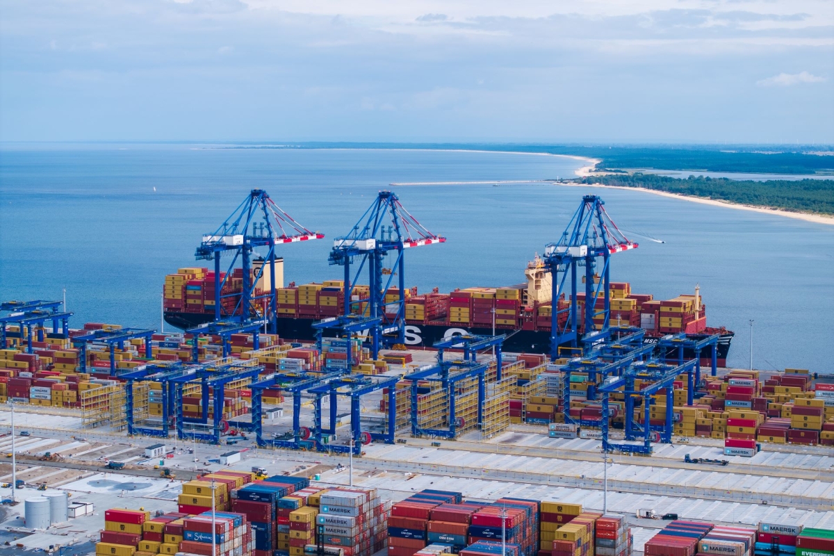 Port of Gdańsk: After three quarters, another record in container handling - MarinePoland.com