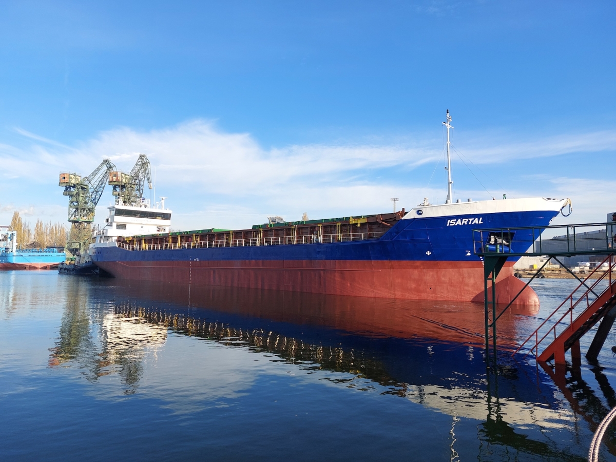 Safe Shipyard focuses on repairs. The 88-meter Isartal has just left the dock - MarinePoland.com